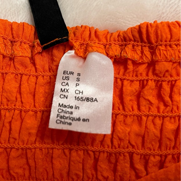 Orange, H&M puff sleeve micro crop top. - Picture 3 of 4
